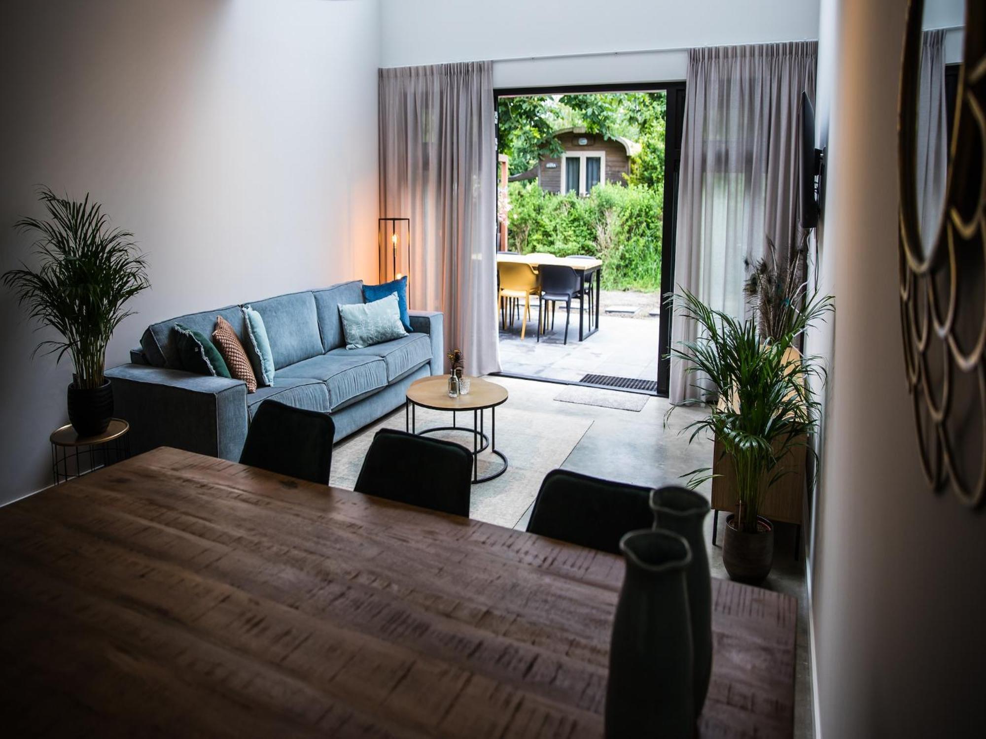 Cozy Holiday Home In Vrouwenpolder Close To The Beach Экстерьер фото