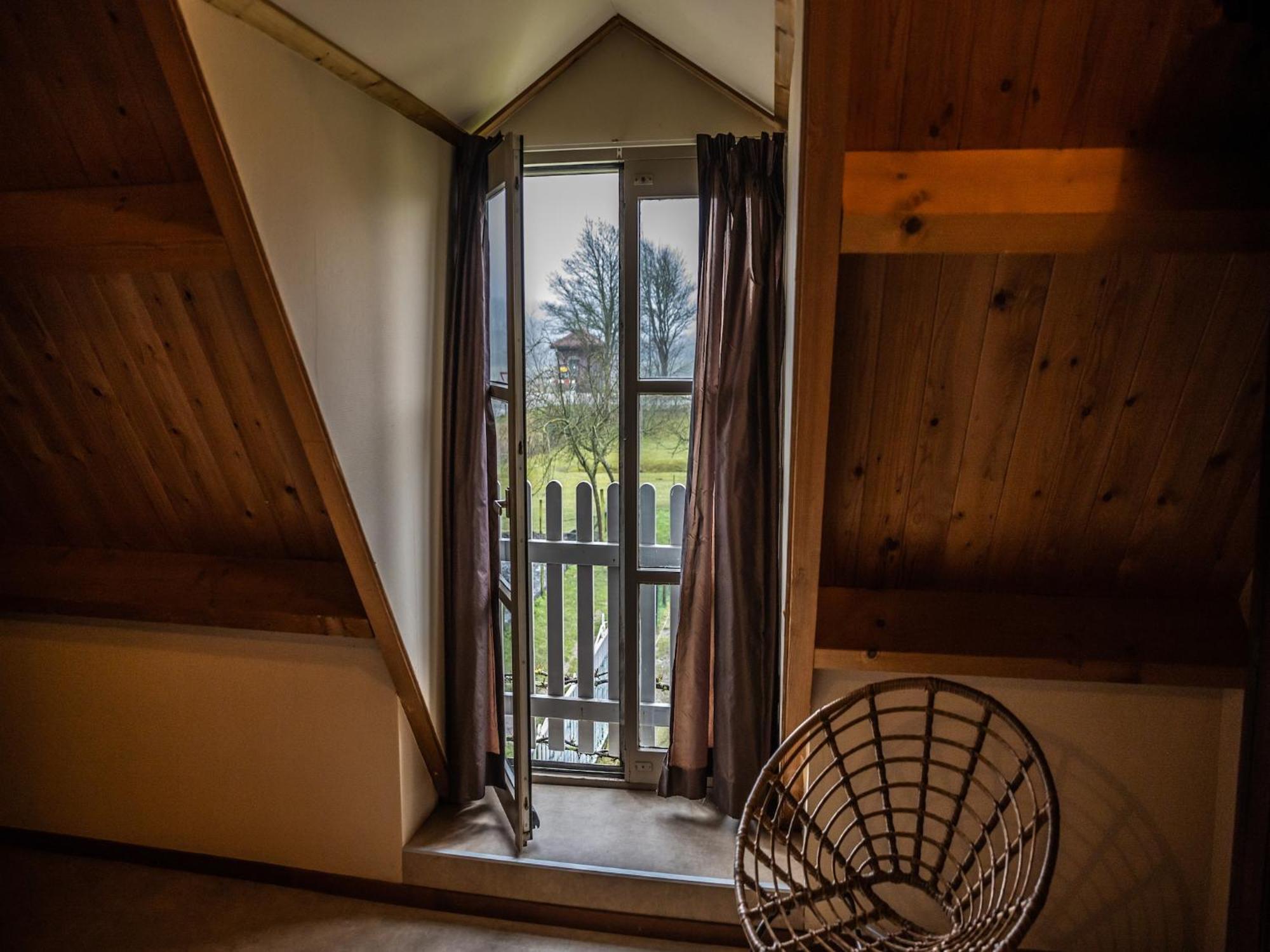 Cozy Holiday Home In Vrouwenpolder Close To The Beach Экстерьер фото
